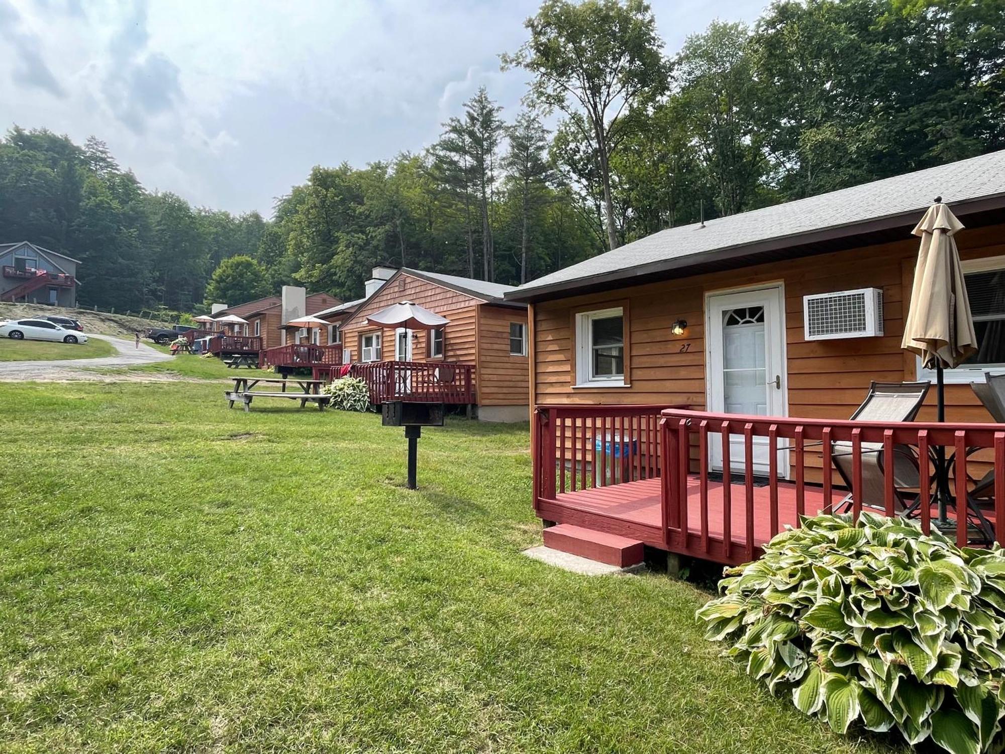 Hill View Motel And Cottages Lake George Exterior foto