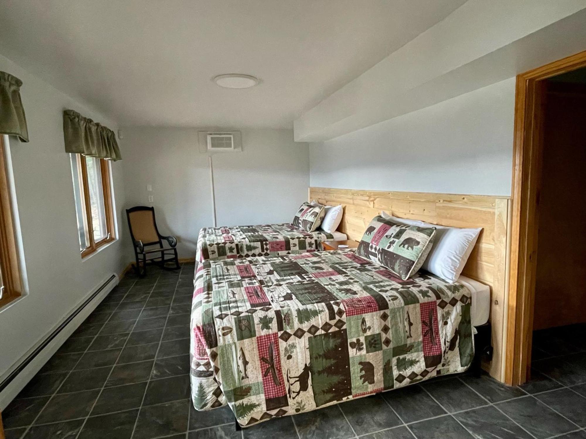 Hill View Motel And Cottages Lake George Quarto foto